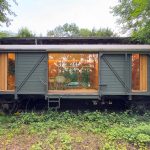 Ein alter Bahnwaggon wurde in Lemgo zu einem Besprechungsraum umgebaut.